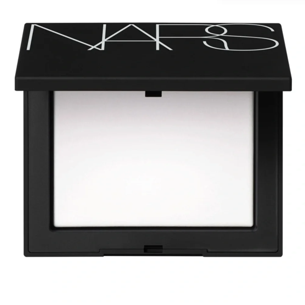 NARS Light Reflecting Setting Powder - Pressed